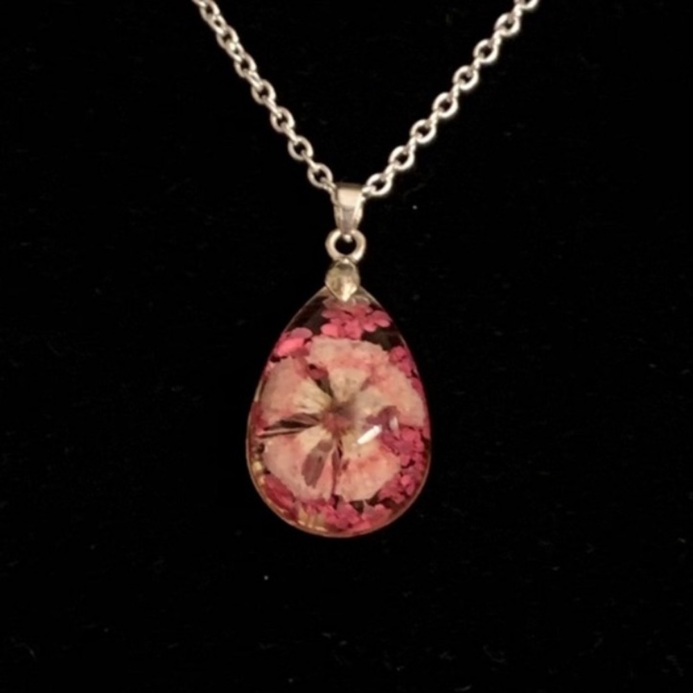 Flower Resin Pendant